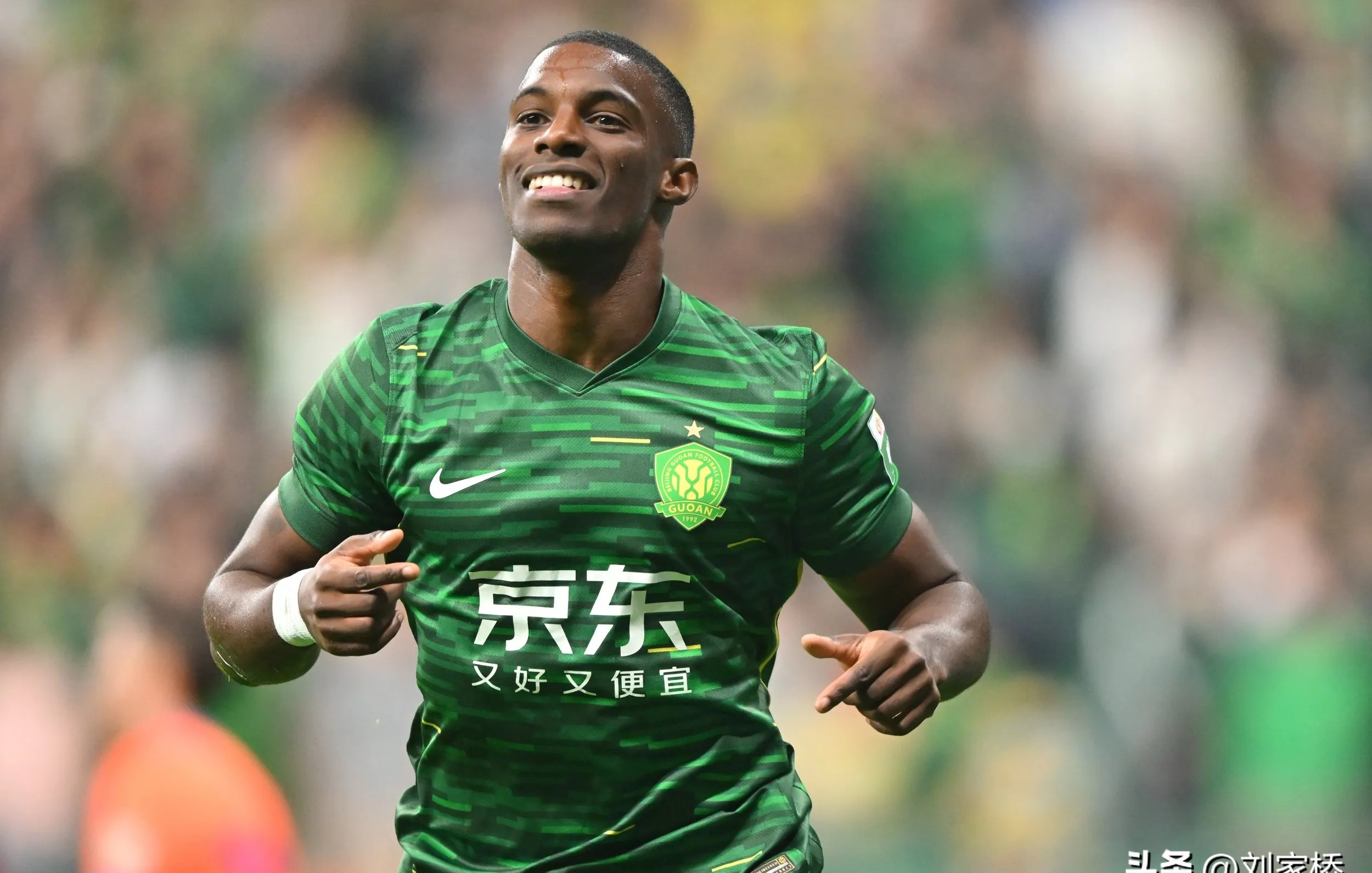 包含西甲今晨再迎强敌，北京国安临场应变，主帅态度——态度坚定，纪律约束更严格的词条